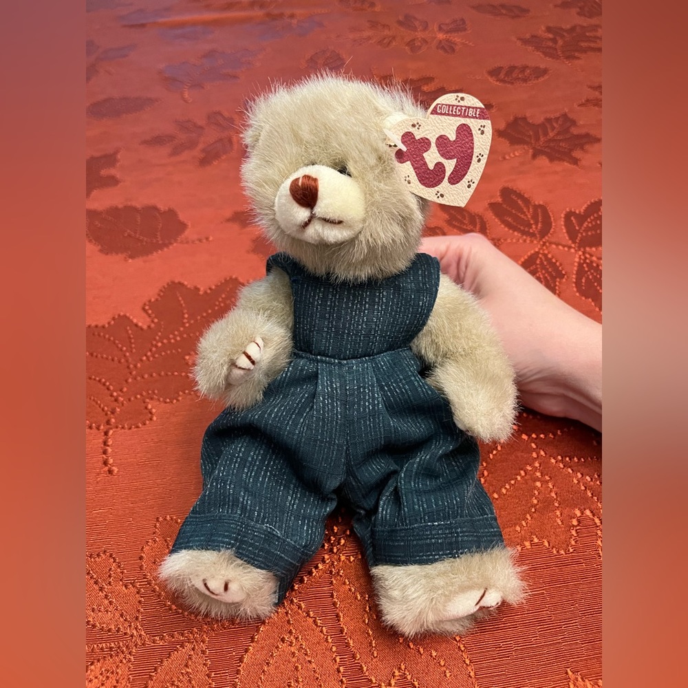 NWT TY COLLECTIBLE COLLECTION Dickens the Bear